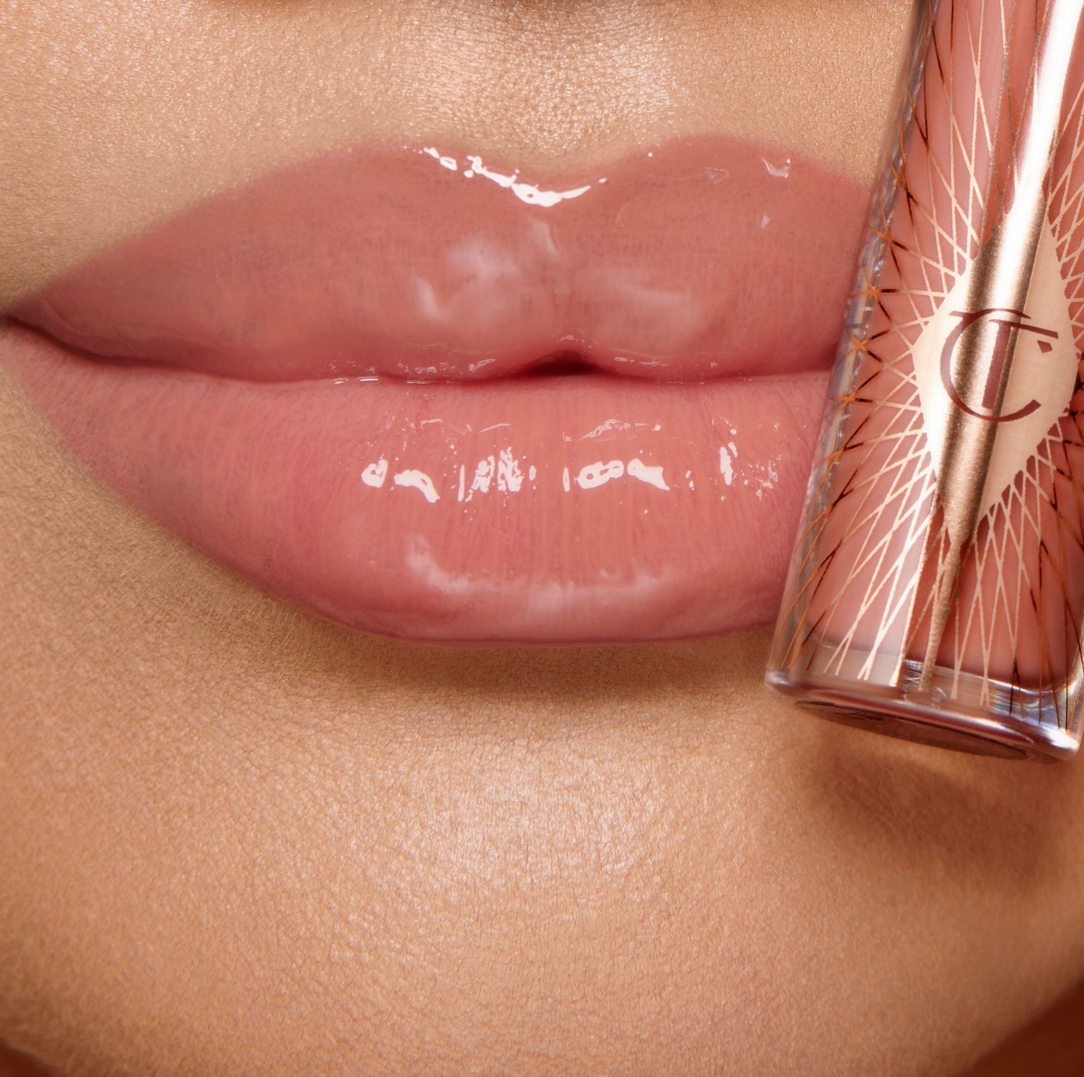 CHARLOTTE TILBURY | Glossy Nude Pink Lip Duo
